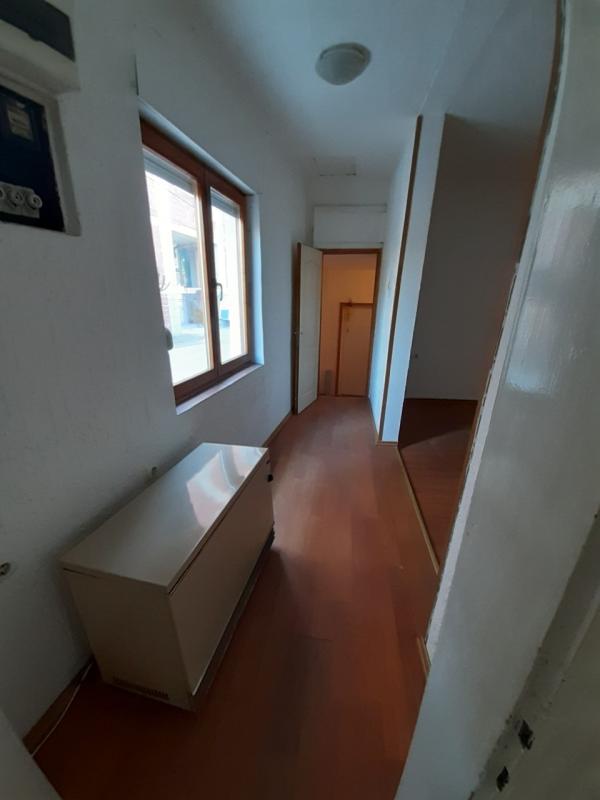 Slika 3 - Vojode Vuka,  Lokal za izdavanje, 50m2, 270€